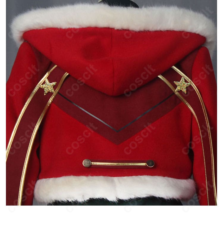 背面ディテール。コートの後ろ身頃ラインと裾のシルエット、開閉仕様が分かる画像