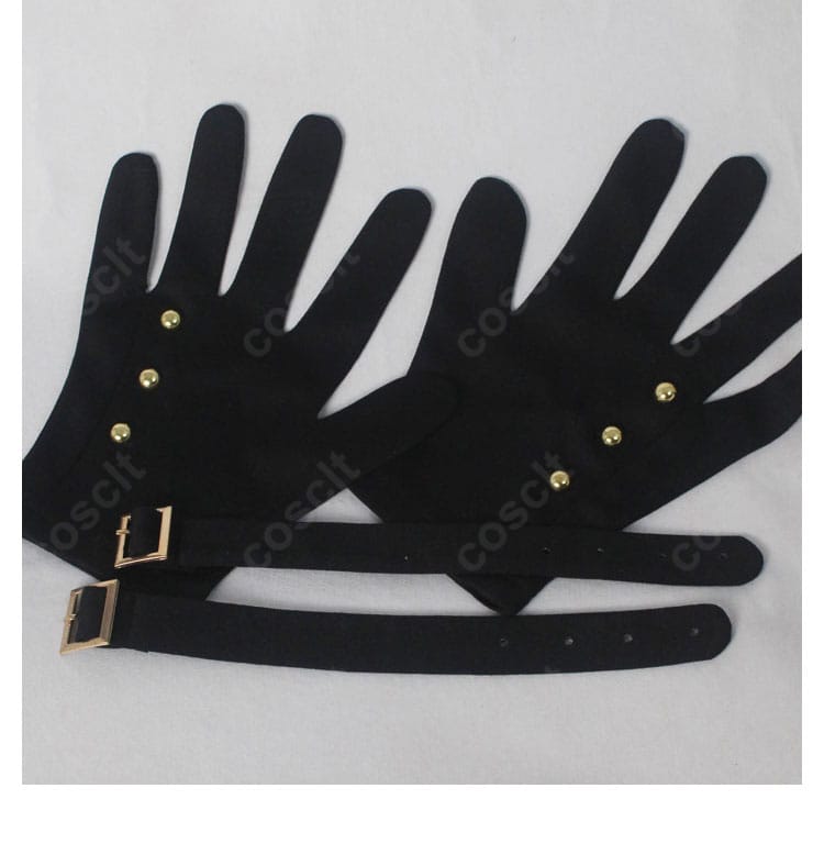 手袋装飾のアップ。ステッチと意匠を確認できる真白友也コスチュームのパーツ詳細