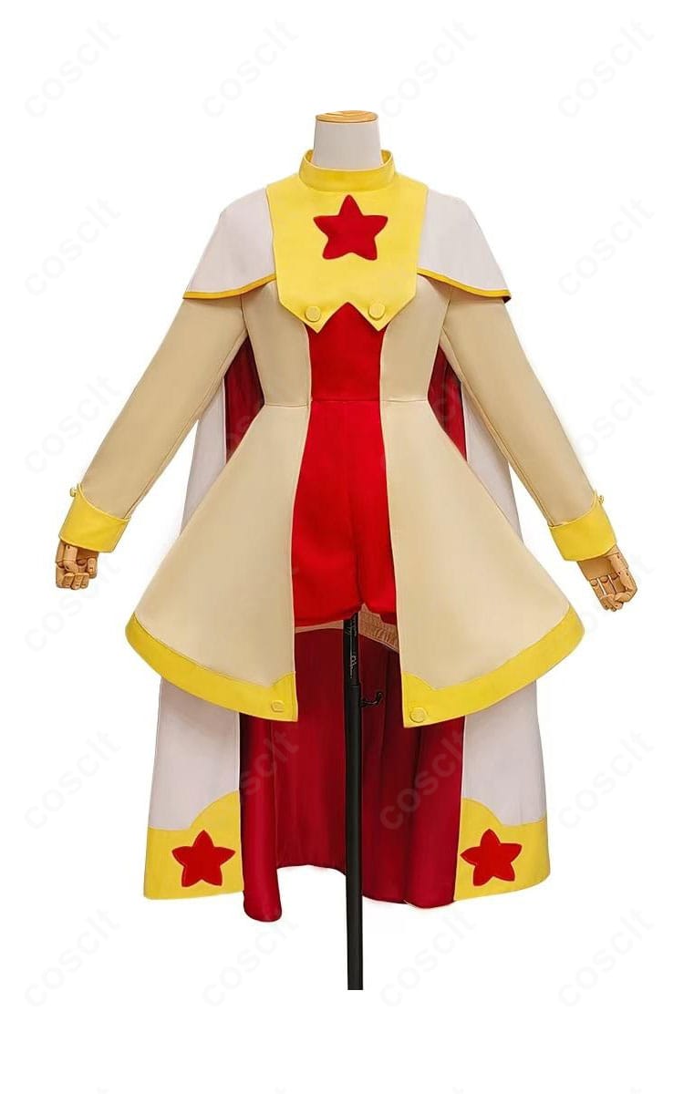 木之本桜 コスプレ衣装の全身正面カット。マントの広がりとコートのラインが映える撮影向けデザイン