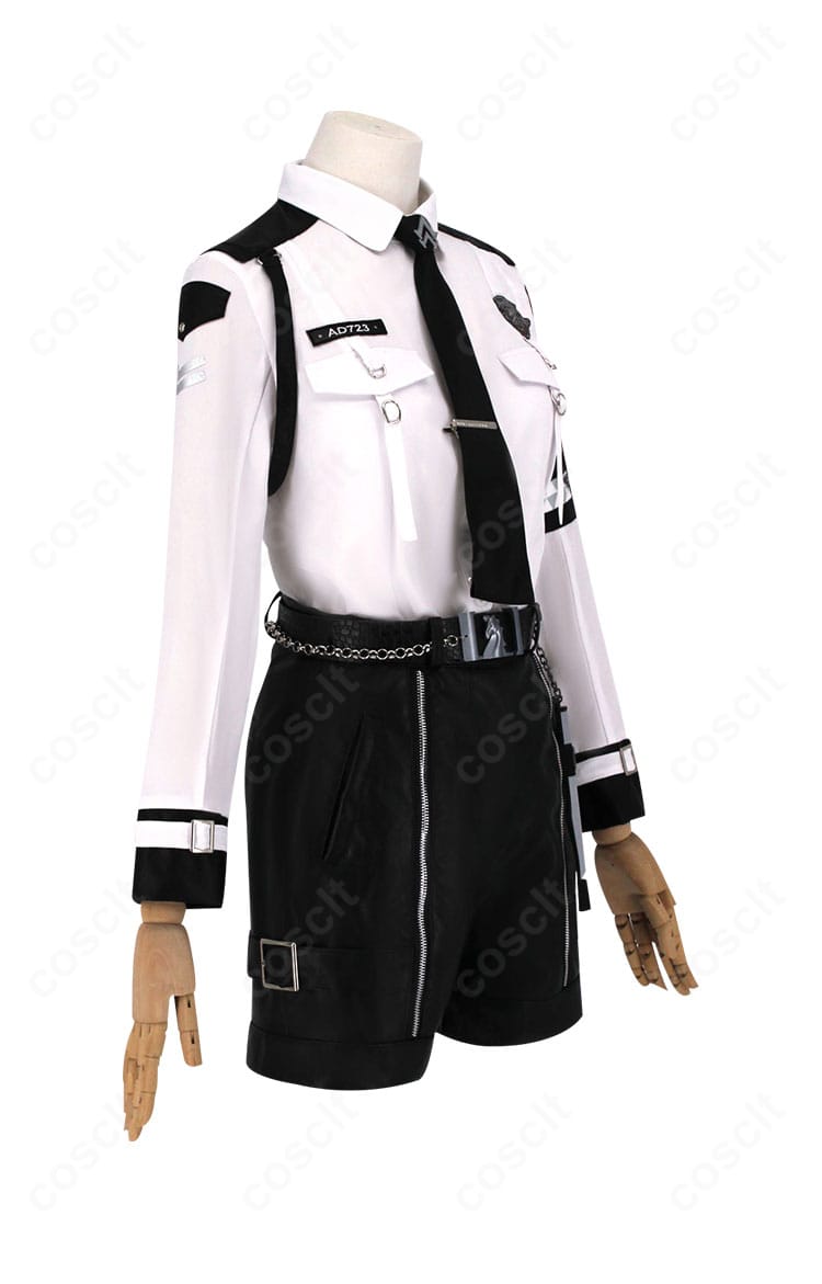 恋と深空 プレイヤー 特別任務コスプレ衣装 右側面。袖のシルエットと装飾配置のバランスを表示