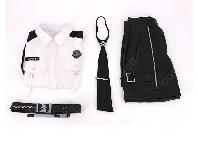 恋と深空 プレイヤー 特別任務コスプレ衣装 セット内容写真。シャツ・ショートパンツ・ネクタイ・ベルトの4点構成