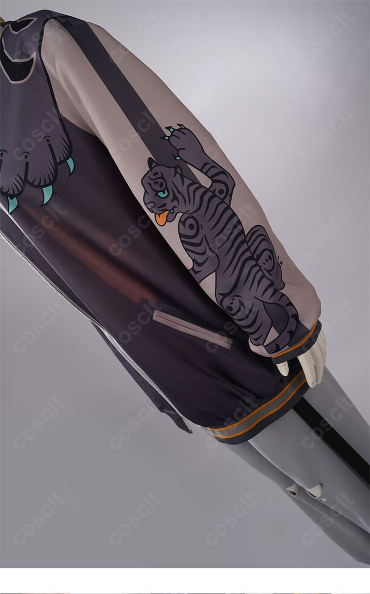 袖装飾ディテール。袖口の装飾パーツと配色切替を詳細に表現。