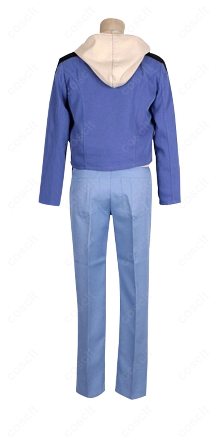 背面全体のデザイン。背中のフィット感とシルエット保持性を示す後ろ姿の写真。