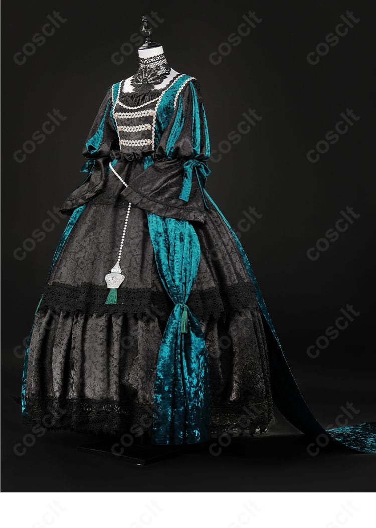 側面シルエットの詳細。スカートのハリ感とドレープ、腰飾りの配置が見える画像