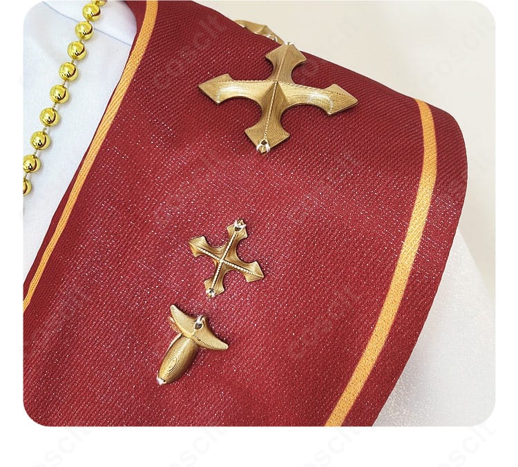 紫之 創 スタフェス衣装の肩部分装飾のクローズアップ。エポレット風意匠と縫製の丁寧さを示す画像。