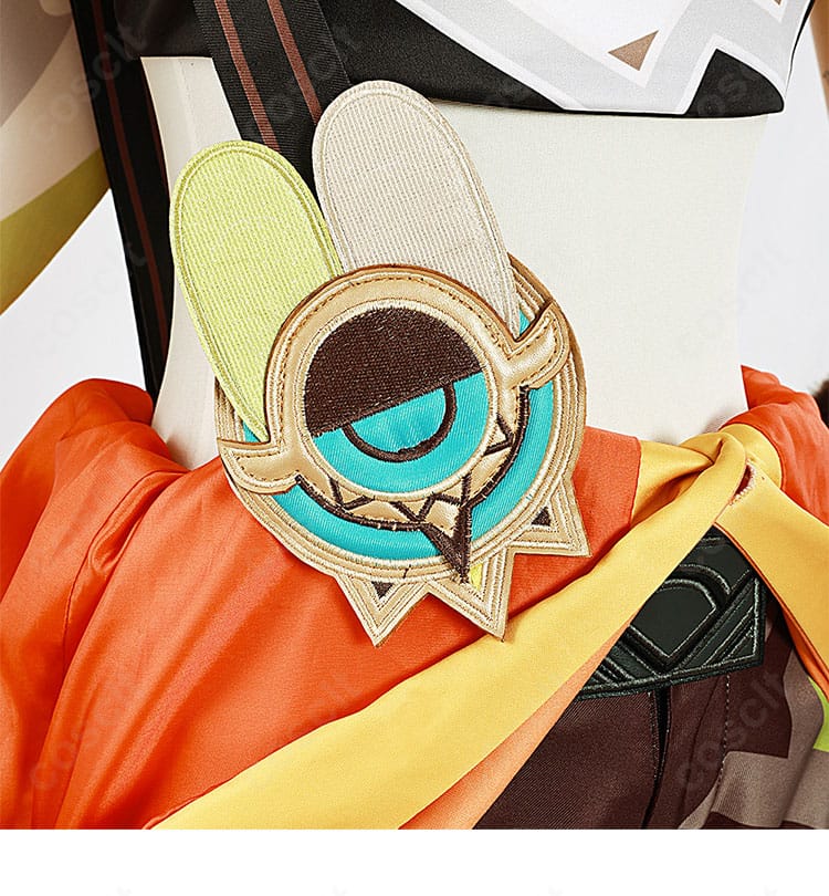 原神 カチーナ 腰飾りのクローズアップ。多層パーツの質感と固定方法、揺れ感のある意匠が確認できる。