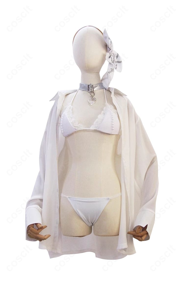 バイパー水着コスプレの装飾ディテール接写。刺繍風の意匠と縫製の仕上がり、質感を確認できるアップ。