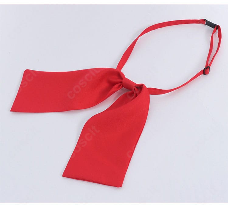 綾瀬桃 制服コスプレ スカーフの結びと長さの見え方。顔周りを整えるポイント