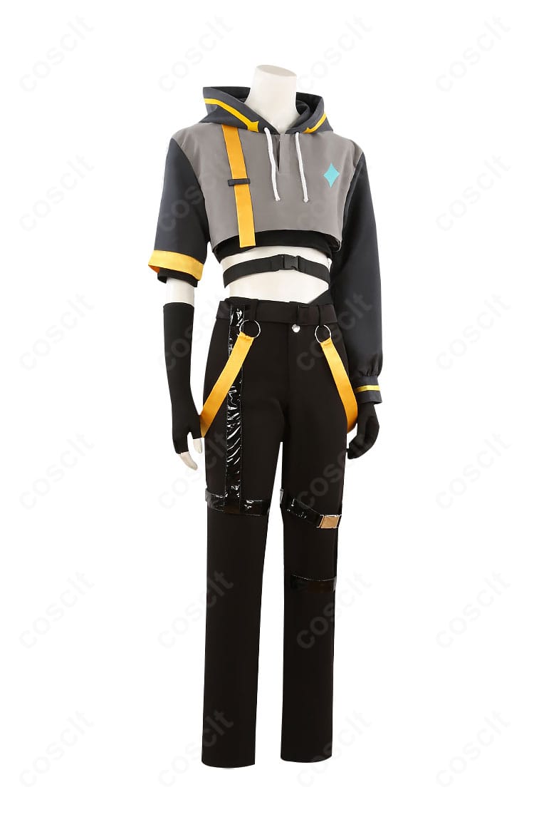 原神 空(旅人)コスプレ衣装の側面。ハリのある生地でシルエットが美しく、可動域を確保した設計。