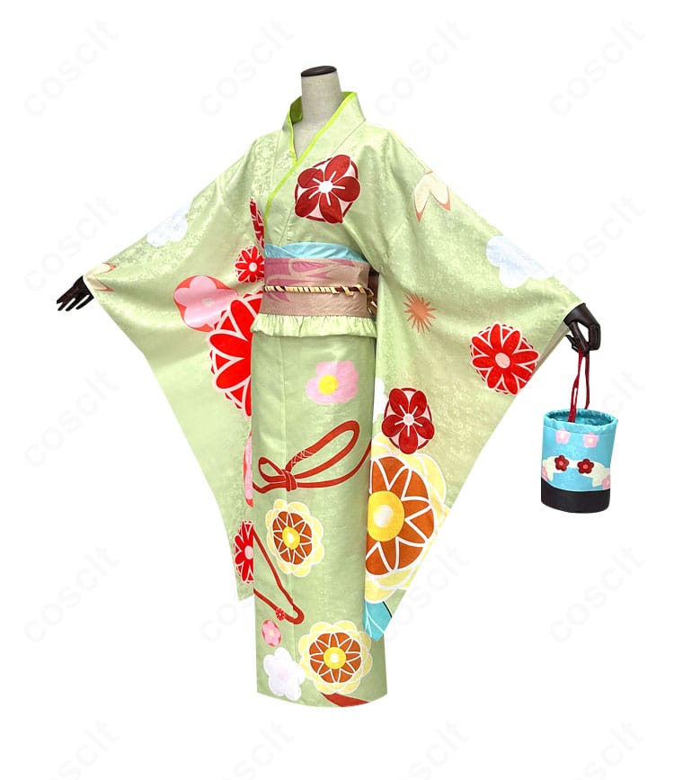 側面ビュー。袖周りやフードのボリューム、ラインの落ち方など立体的なシルエットを確認できる画像。