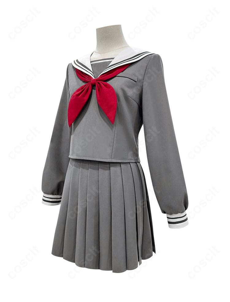 プロジェクトセカイ 宮益坂女子学園セーラー服 左側面の全体像。トップス丈とスカートバランス、清楚な印象を確認できる画像。