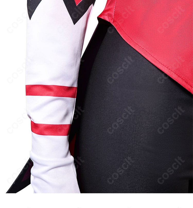 手袋装飾の詳細。フィット感のある形状と精緻な装飾により、ヴァサゴのクールさを引き立てるポイントを表現。