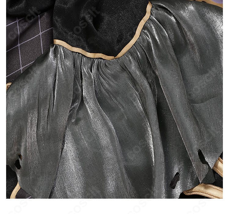 朔間凛月 コスプレ衣装 袖口装飾のクローズアップ。カフの意匠とステッチの丁寧な仕上げが映える。