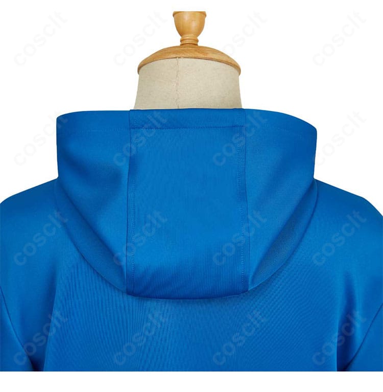 フードのディテールとドローストリング周り。写真映えする立体感を表現。