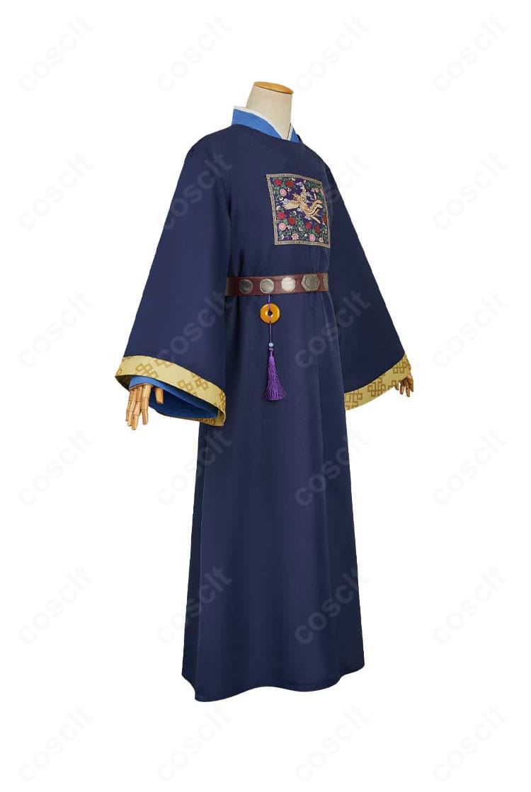 薬屋のひとりごと 壬氏 園遊会衣装の右側面。体に沿うフィット感と袖のドレープを確認できる。