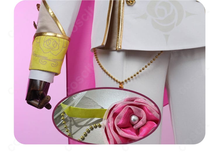 全体装飾のまとめディテール。襟・胸元・袖・裾の意匠を俯瞰で確認できるカット。