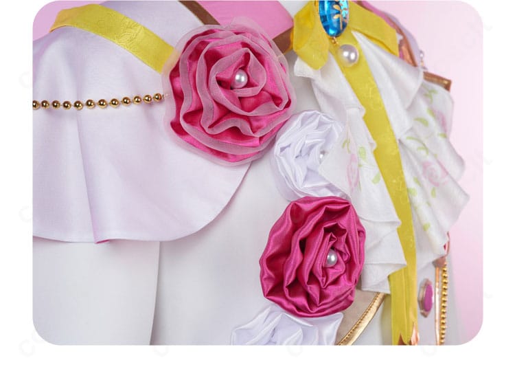 花飾りの近接ディテール。色合いと配置、台座の固定方法がわかる画像。