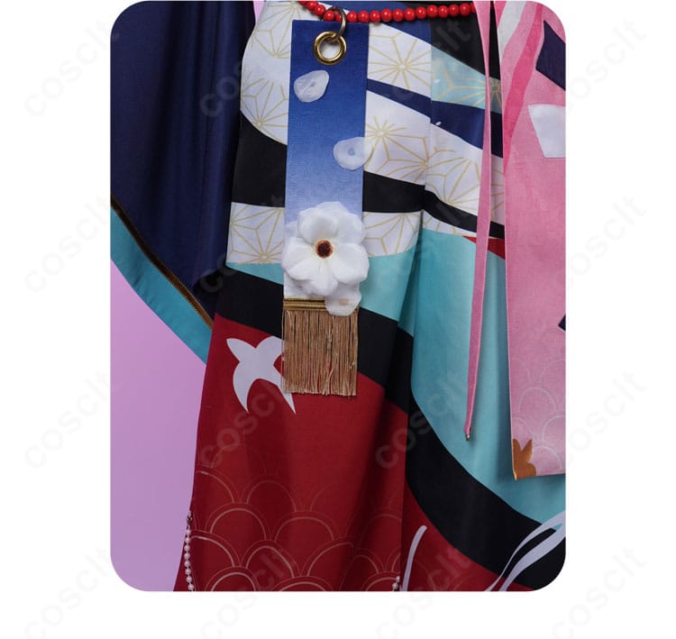 腰の装飾固定部のアップ。金具と縫製、安定感ある留め方の解説的画像