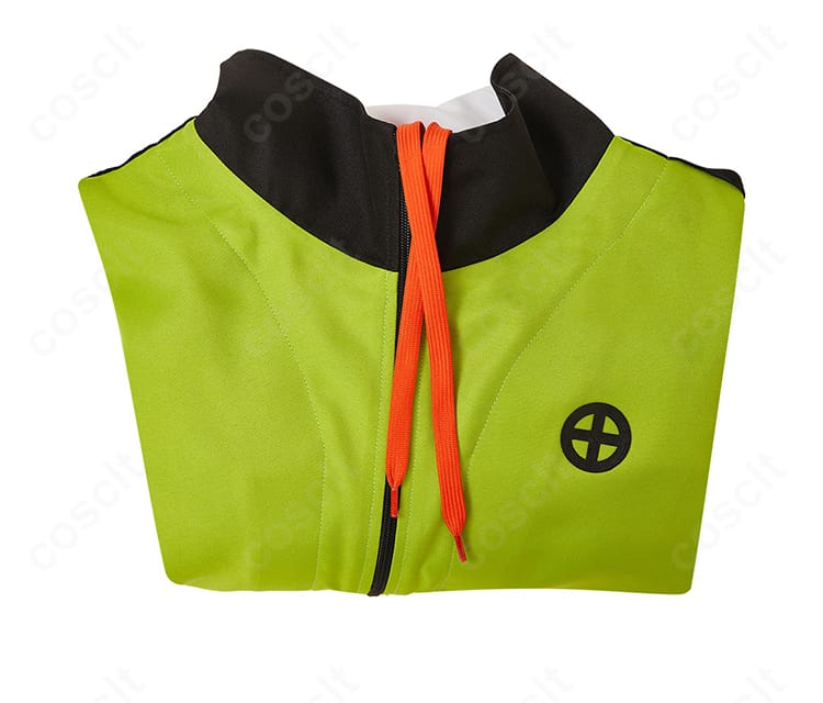 セット内容一覧画像。コートと付属小物のレイアウトで、同梱アイテムを視覚的に確認できる構成。