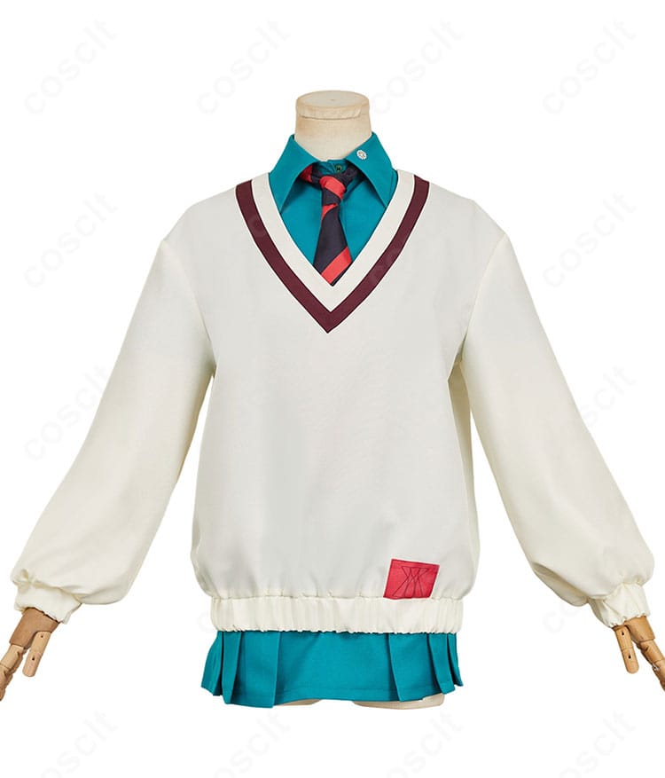 アマテ・ユズリハ(マチュ)コスプレ衣装の正面アップ。シャツ・トップス・スカートのバランスがわかる画像。