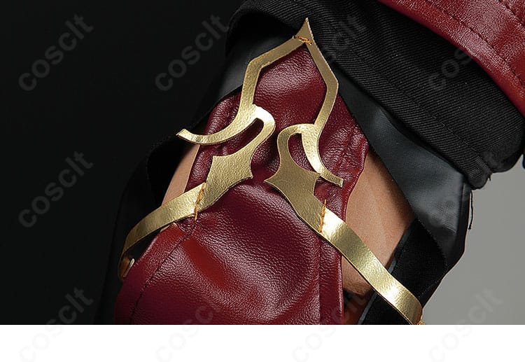 手袋装飾のアップ。手元のラインと装飾の形状、撮影で映えるマット質感。