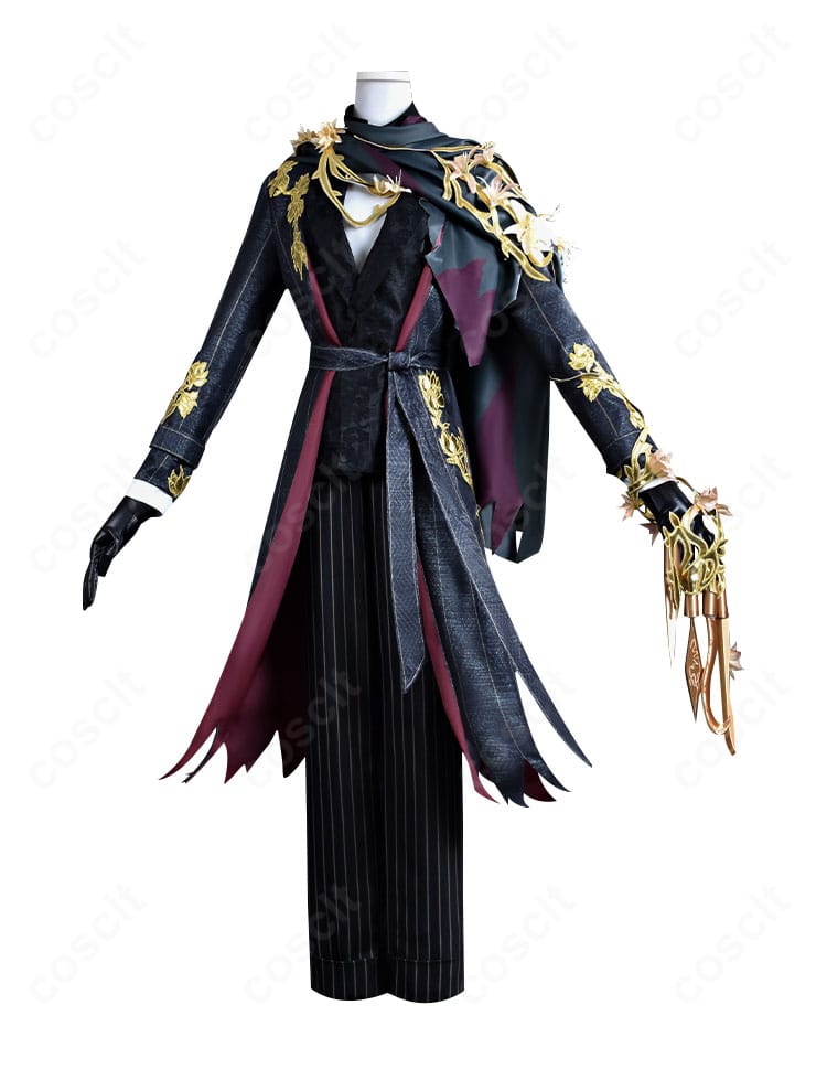 リッパー(ジャック)夜来香コスプレ衣装の側面ビュー。コートのハリ感と裾のラインを確認できる画像