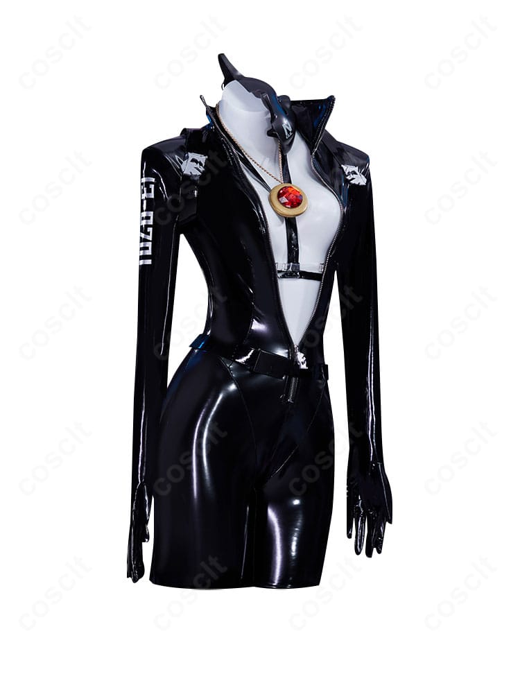 商品側面図。腰ベルトや肩ラインの立体感など、横からのシルエットを確認できる写真。