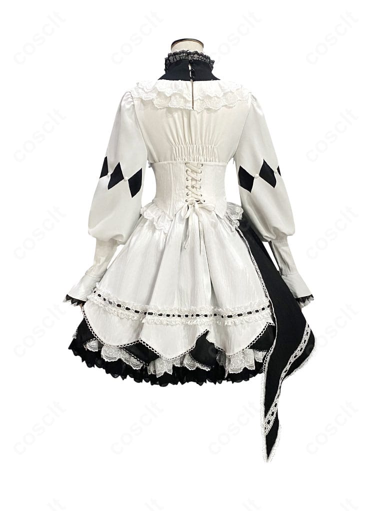 背面図｜プロセカ 朝比奈まふゆ衣装の後ろ姿。スカートのハリ感と縫製ラインが分かる仕上がり。