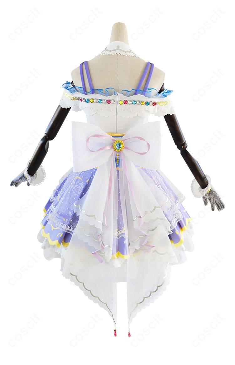 西木野真姫 コスプレ衣装 背面。大きな蝶結びの立体感と背中の開閉仕様が見えるアングル。