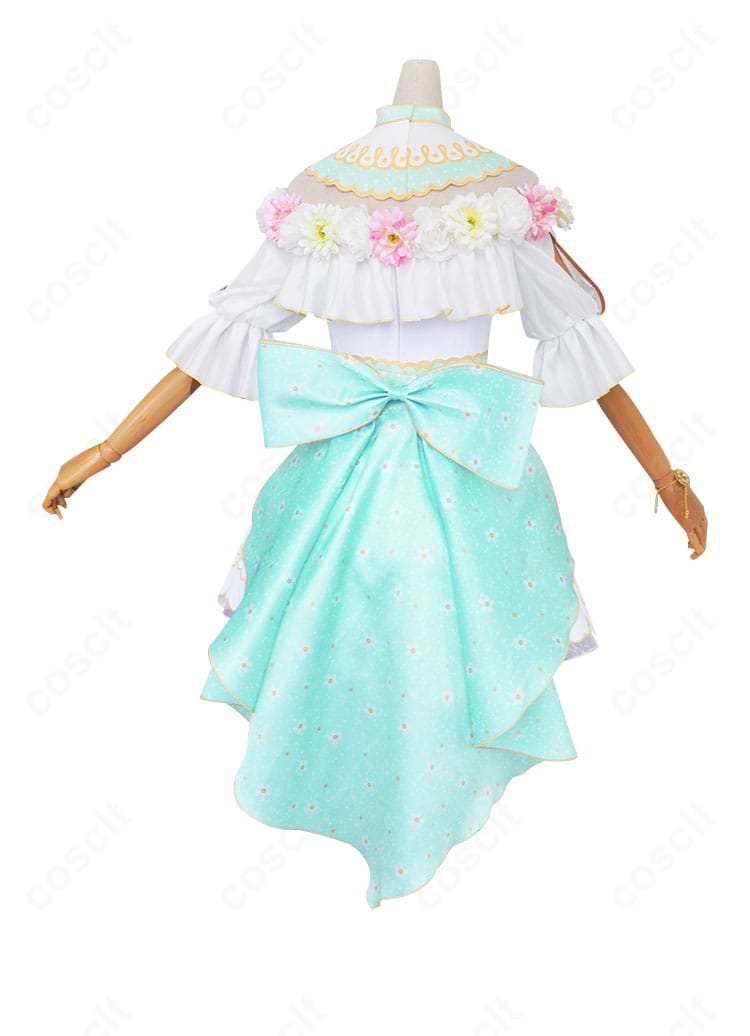 小泉花陽「心に春咲き」衣装 バックビュー（蝶の背面飾りと背面ライン）