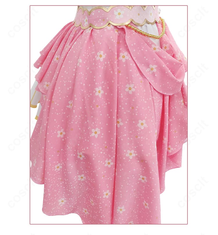 スカートのフリルと刺繍装飾の接写。ボリュームと縁取りの美しさを表現。