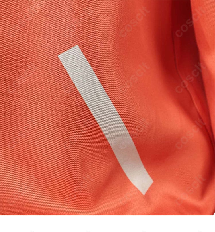 ポケット周りの装飾アップ。ステッチの整いとシンプルで丈夫な作りが分かる仕上げ。