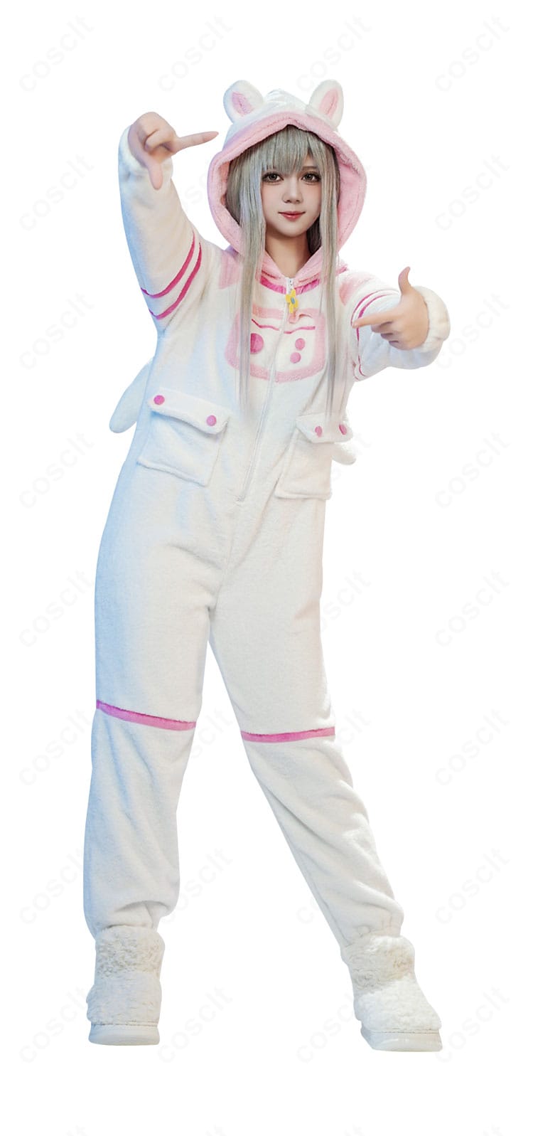 正面から見た宇宙冒険家コスプレの胸元・腰回り・シルエットの詳細