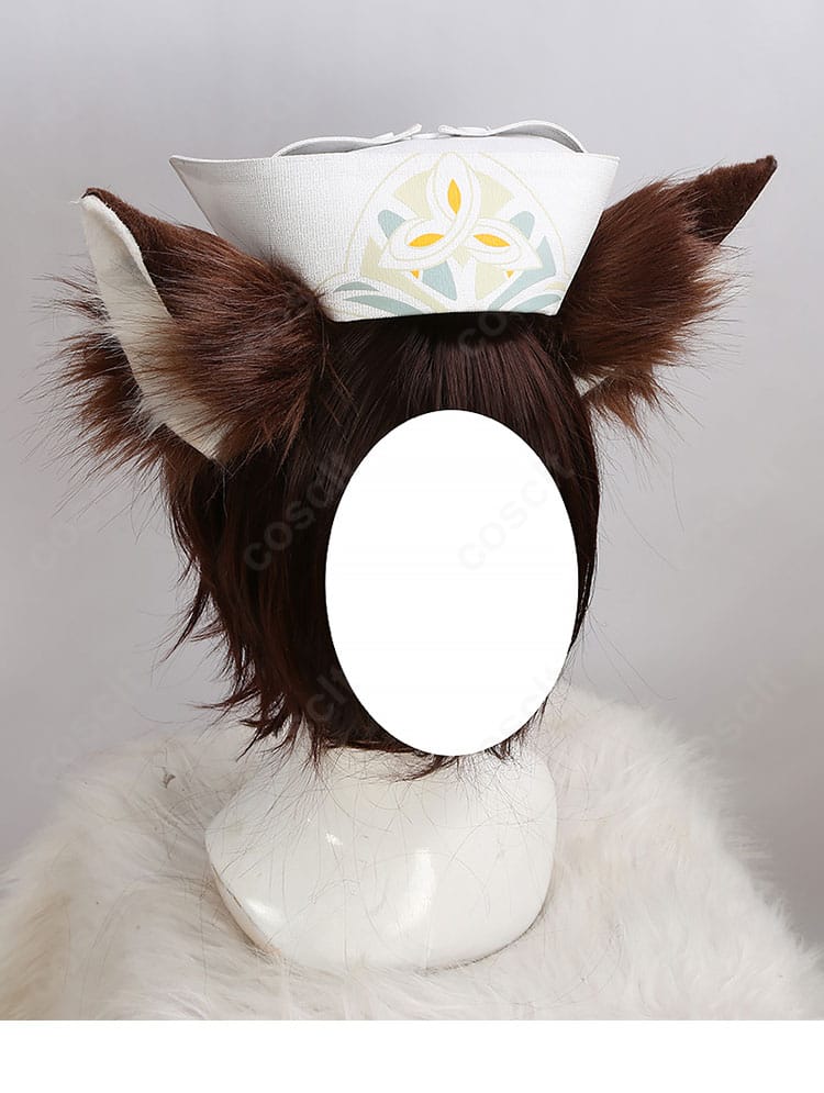 頭飾り（耳パーツ）のアップ。質感と取り付け金具、髪とのなじみ方を示すディテール