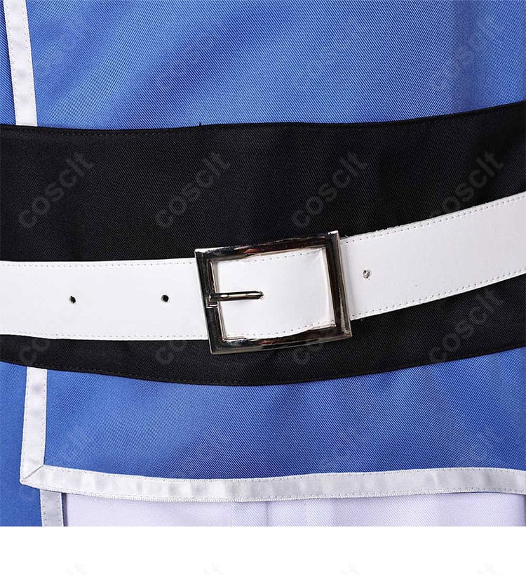 腰帯とベルトの装飾アップ。精緻な意匠と質感で写真映えする仕上げ。