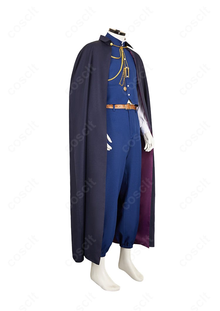 森蘭丸コスプレ衣装の右側面。マントのドレープとパンツのラインが確認できる全身画像