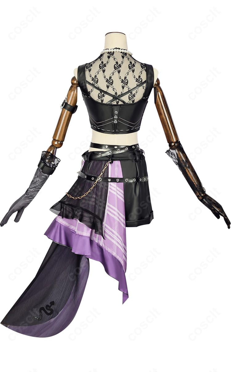 IdentityV トレイシー・レズニック衣装 背面。背中のベルトワークと裾の落ち感まで設定通りに再現。