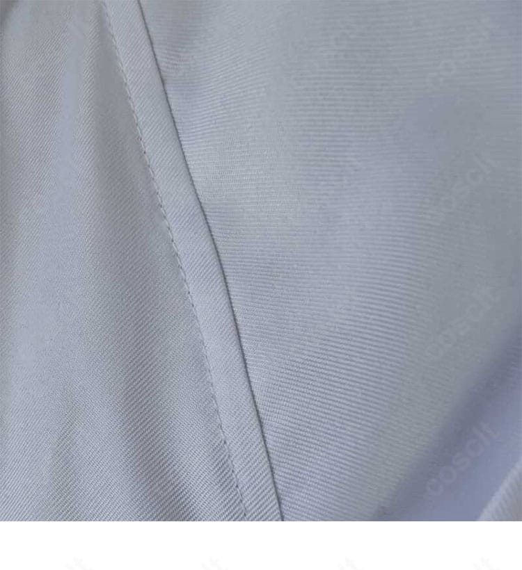 藤原愁 コスプレ弓道着の装飾・縫製ディテール。直線的ラインと堅牢な縫製でキャラクターの静謐な印象を再現