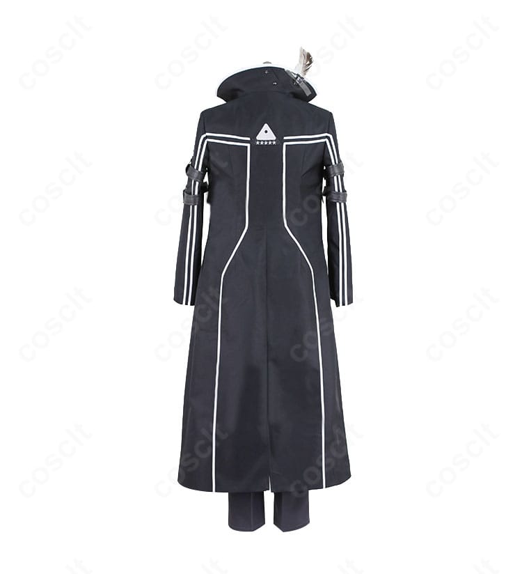 ローレン・イロアス衣装の背面全体。背飾りとコートのライン、留め具位置まで丁寧に再現したバックビュー