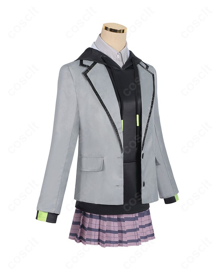 原賀胡桃 コスプレ衣装の側面シルエット。ジャケットコートとパーカーのレイヤー感、プリーツスカートのラインが分かる角度。