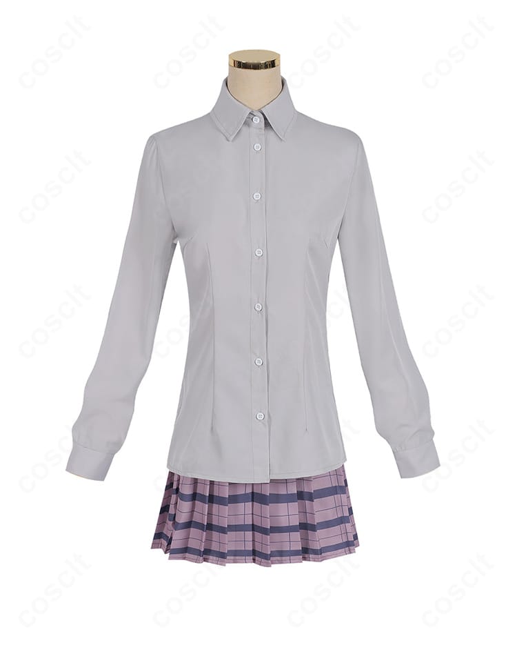 インナーシャツの近接ディテール。生地の織り感、縫い代処理、ボタン周りの仕立てが分かる品質確認用ショット。