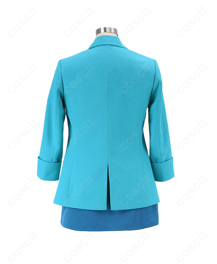 デリシャスパーティ♡プリキュア 芙羽ここね春私服の背面。コートの落ち感と裾ラインまで再現。