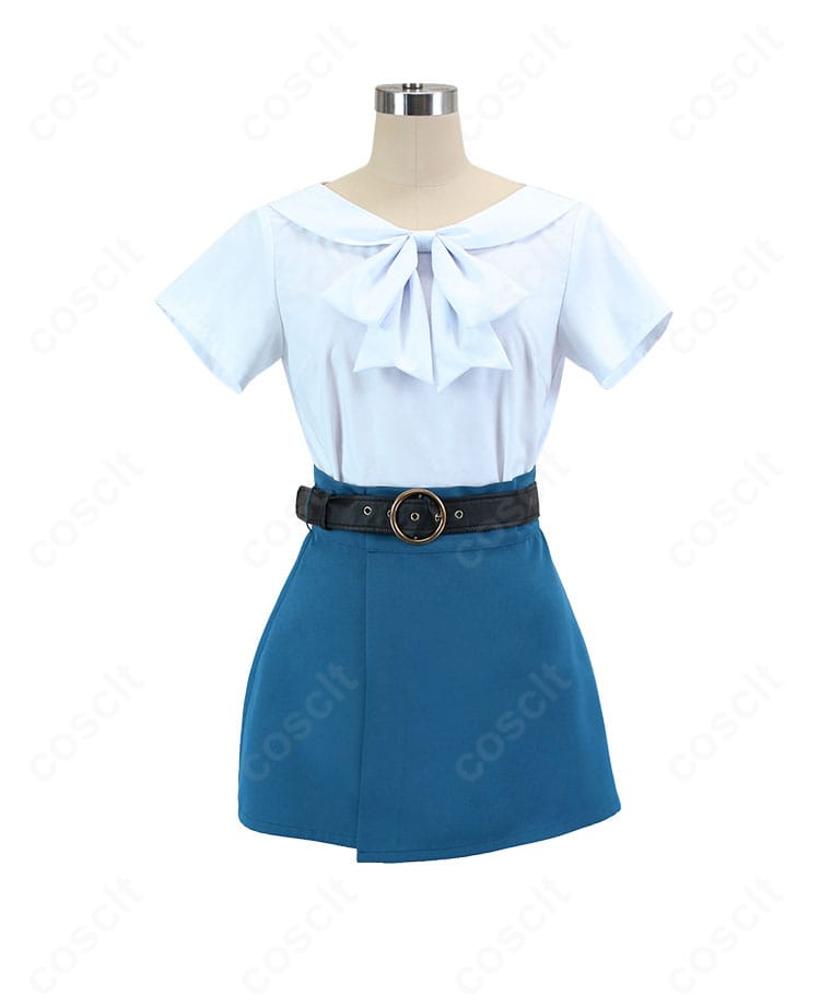 春私服コスプレのインナートップス詳細。襟元と生地感を丁寧に作り込み。