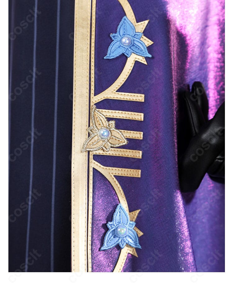 門襟(ラペル)装飾のディテール。ステッチと縁取りの精緻さが分かるアップ画像。