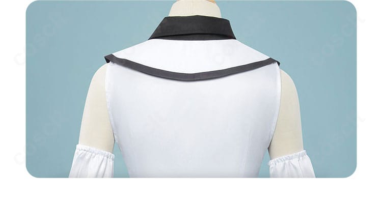 背面ディテールの近接。背中の切替線やヨークのラインを忠実に表現。