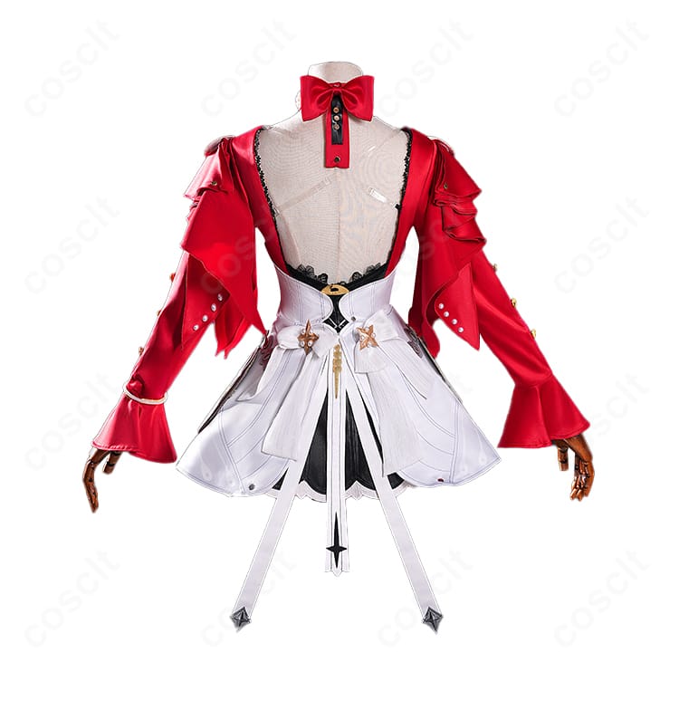 背面全体。背中のライン、開閉部の仕立て、スカートの落ち感を確認できるアングル。