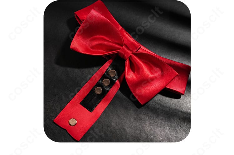 蝶ネクタイ装飾のアップ。刺繍ディテールと中央パーツの質感が分かる接写。