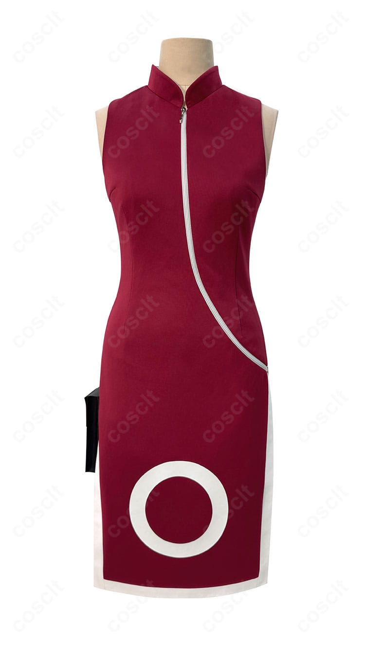 チャイナドレス正面ディテール。スタンドカラーや花柄、縁取りの美しさを捉えた接写。