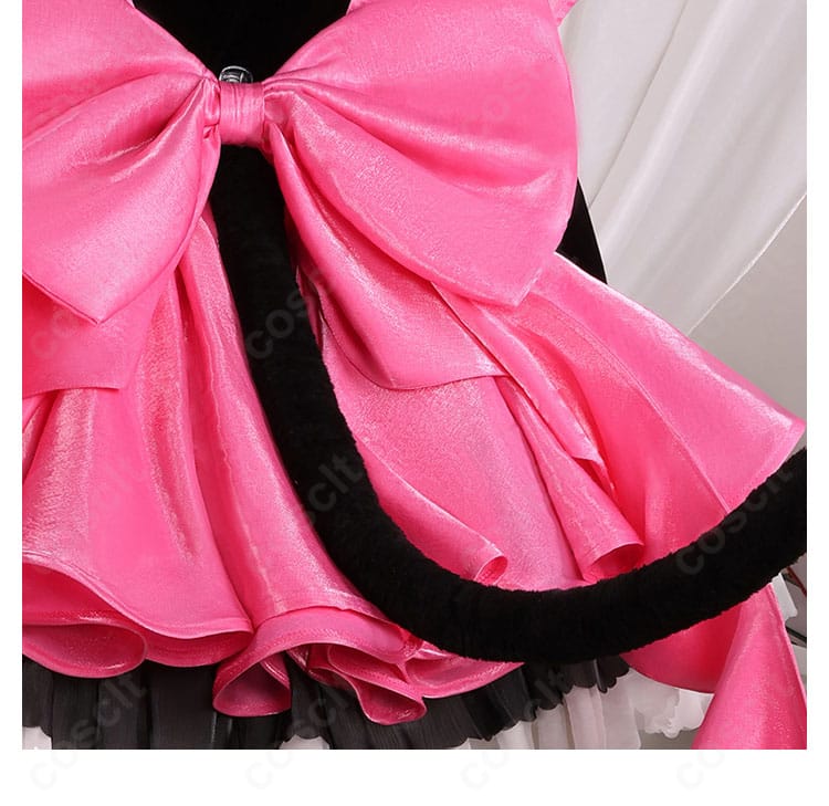 背面の蝶結びと尾の装飾ディテール。芯材入りで形状を保つ設計が分かる近接カット。