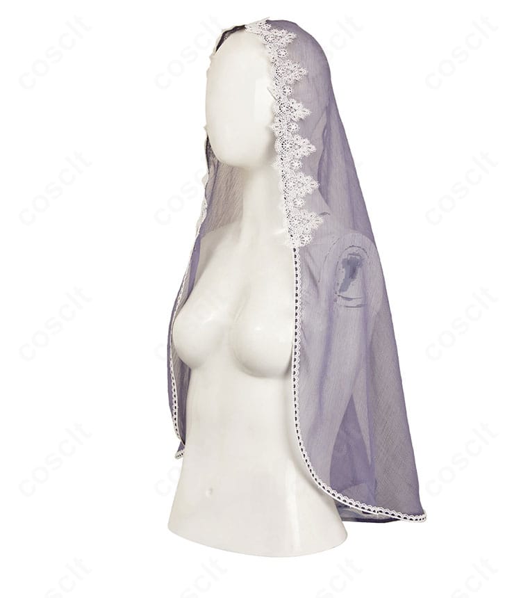 大佛 黒いドレス 頭巾左側装飾アップ。繊細なビーズワークと質感の表現を捉えた接写。